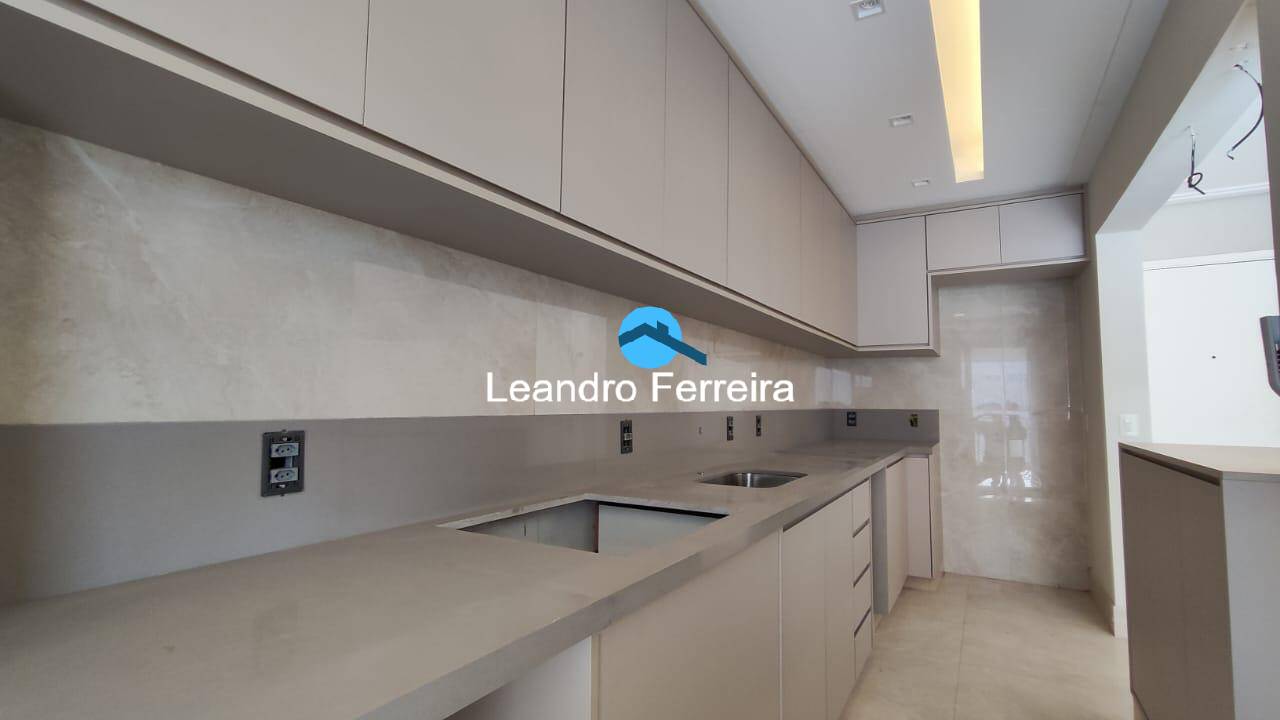 Apartamento à venda com 3 quartos, 96m² - Foto 4