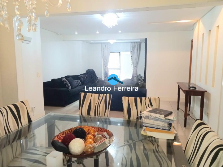 Apartamento à venda com 4 quartos, 203m² - Foto 5