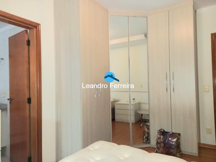 Apartamento à venda com 4 quartos, 203m² - Foto 24