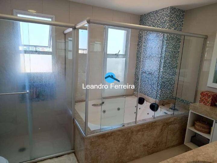 Apartamento à venda com 3 quartos, 242m² - Foto 12