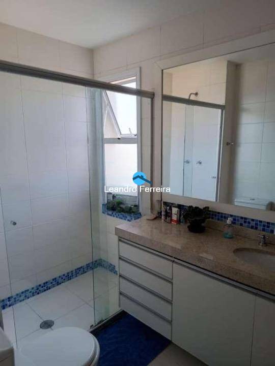 Apartamento à venda com 3 quartos, 242m² - Foto 15