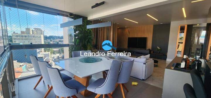 Apartamento à venda com 3 quartos, 165m² - Foto 2