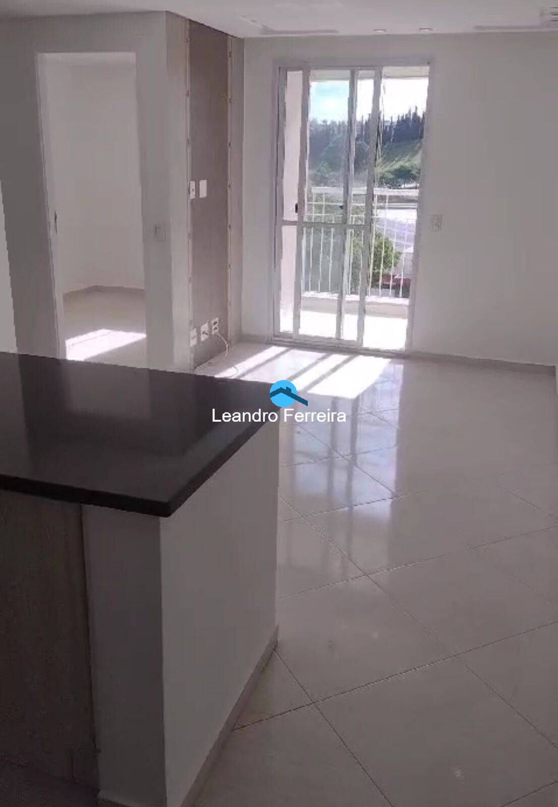 Apartamento à venda com 3 quartos, 60m² - Foto 1