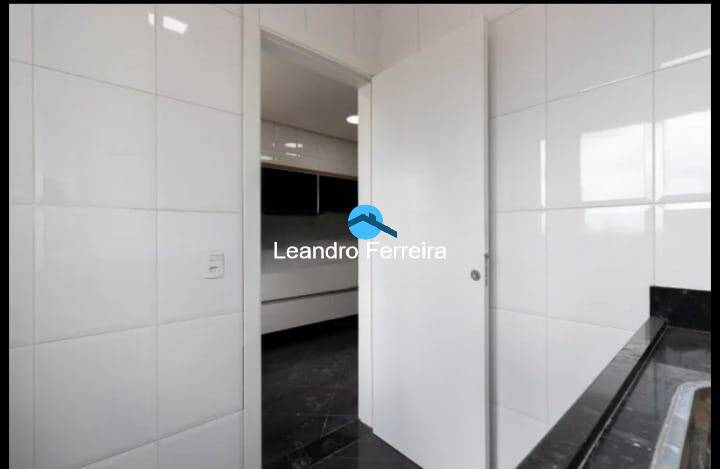 Cobertura à venda com 4 quartos, 300m² - Foto 24