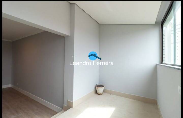 Cobertura à venda com 4 quartos, 300m² - Foto 28