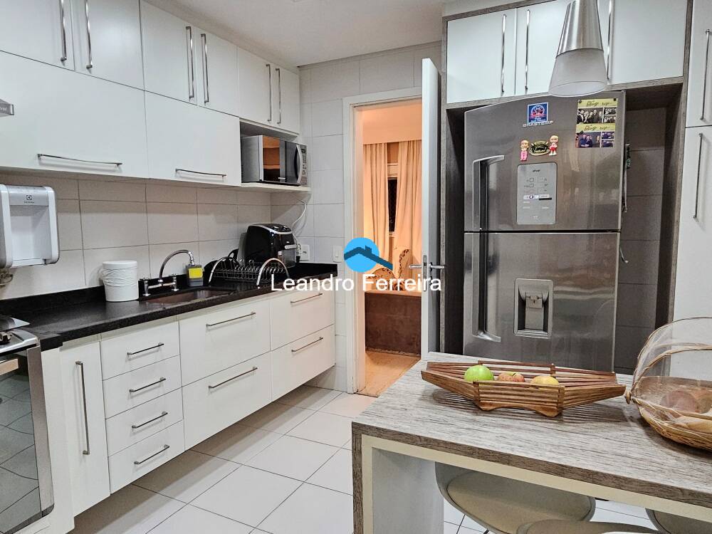 Apartamento à venda com 3 quartos, 128m² - Foto 9