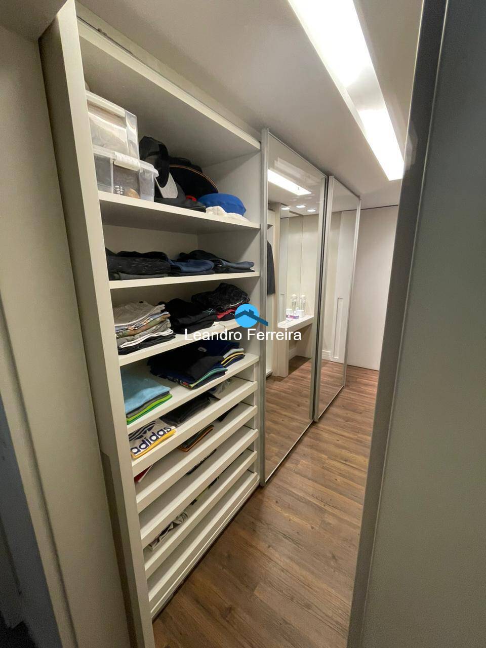 Apartamento à venda com 3 quartos, 147m² - Foto 29