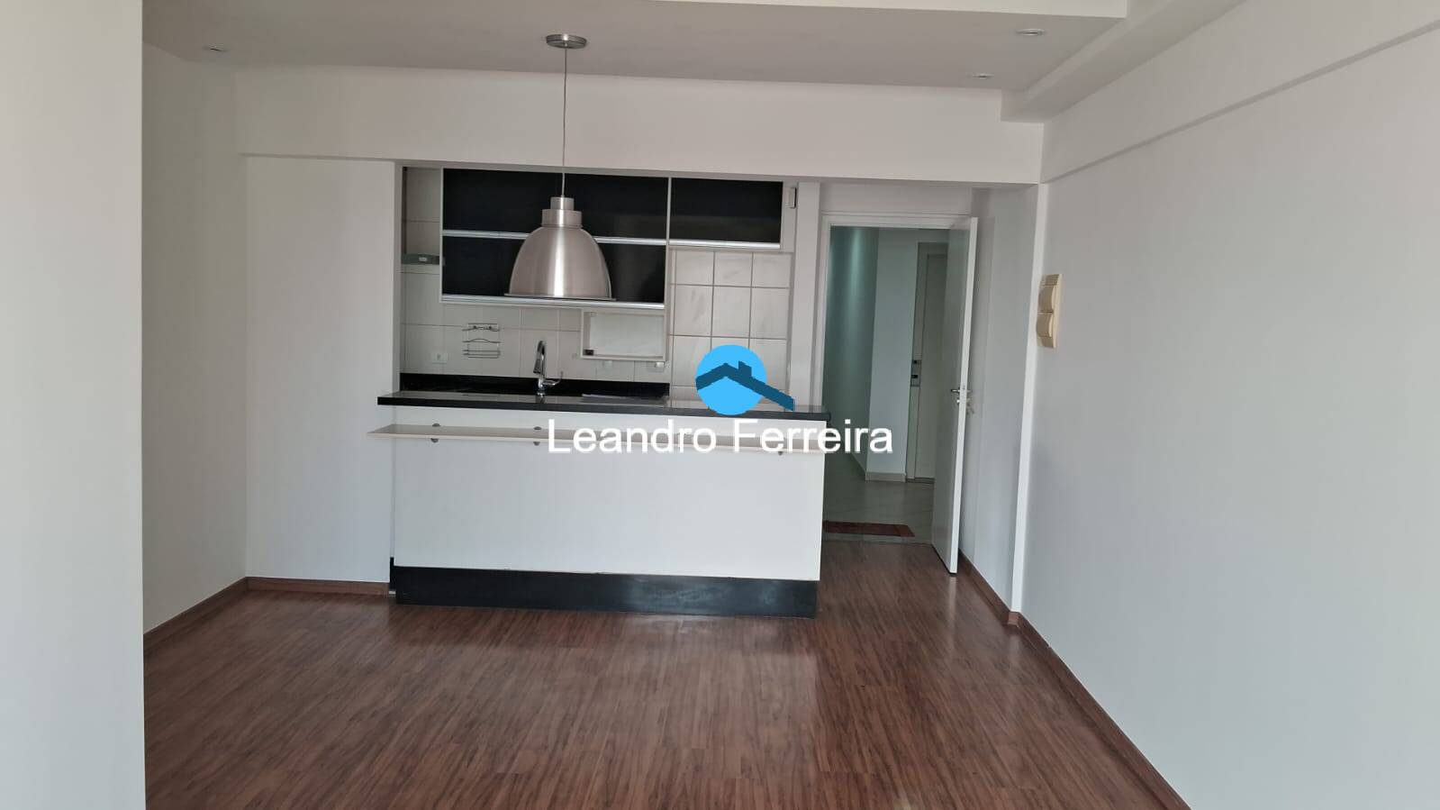 Apartamento à venda com 3 quartos, 75m² - Foto 3