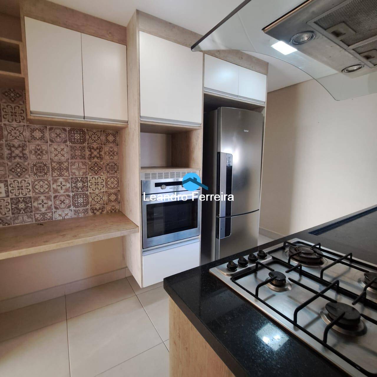 Apartamento à venda com 3 quartos, 123m² - Foto 9