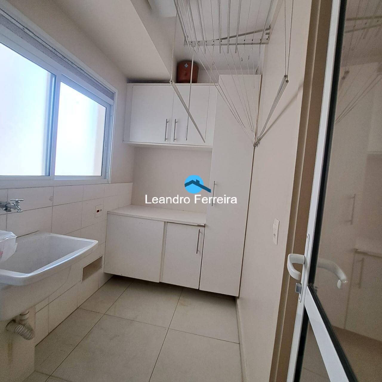 Apartamento à venda com 3 quartos, 123m² - Foto 14