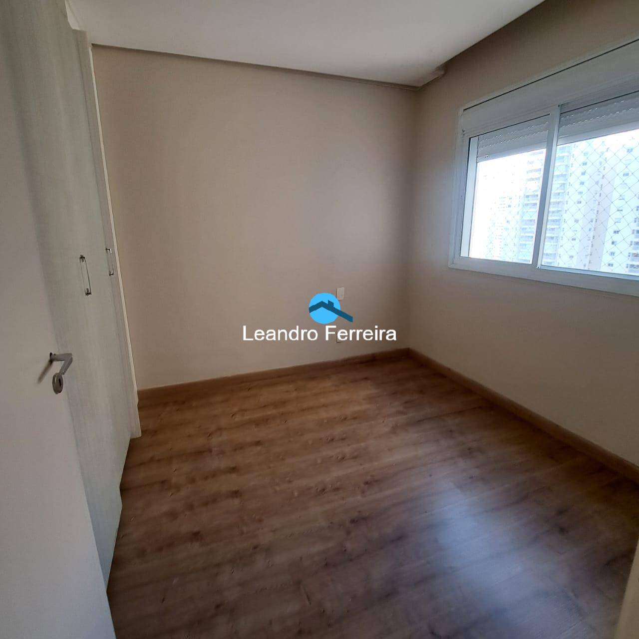 Apartamento à venda com 3 quartos, 123m² - Foto 30