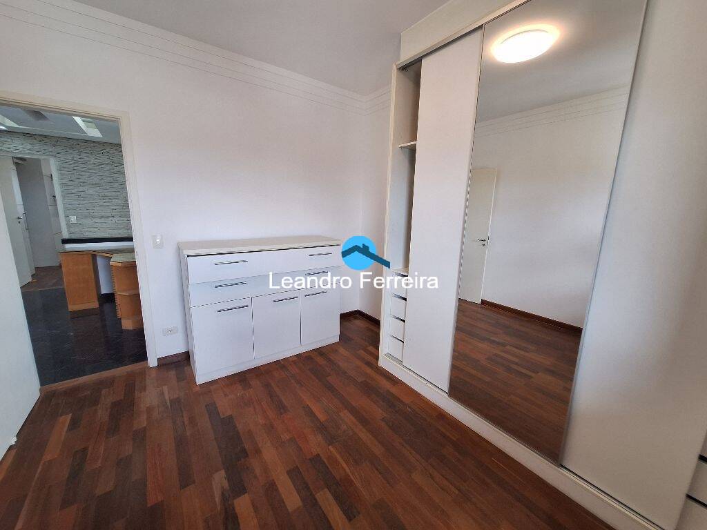 Apartamento à venda com 3 quartos, 205m² - Foto 18