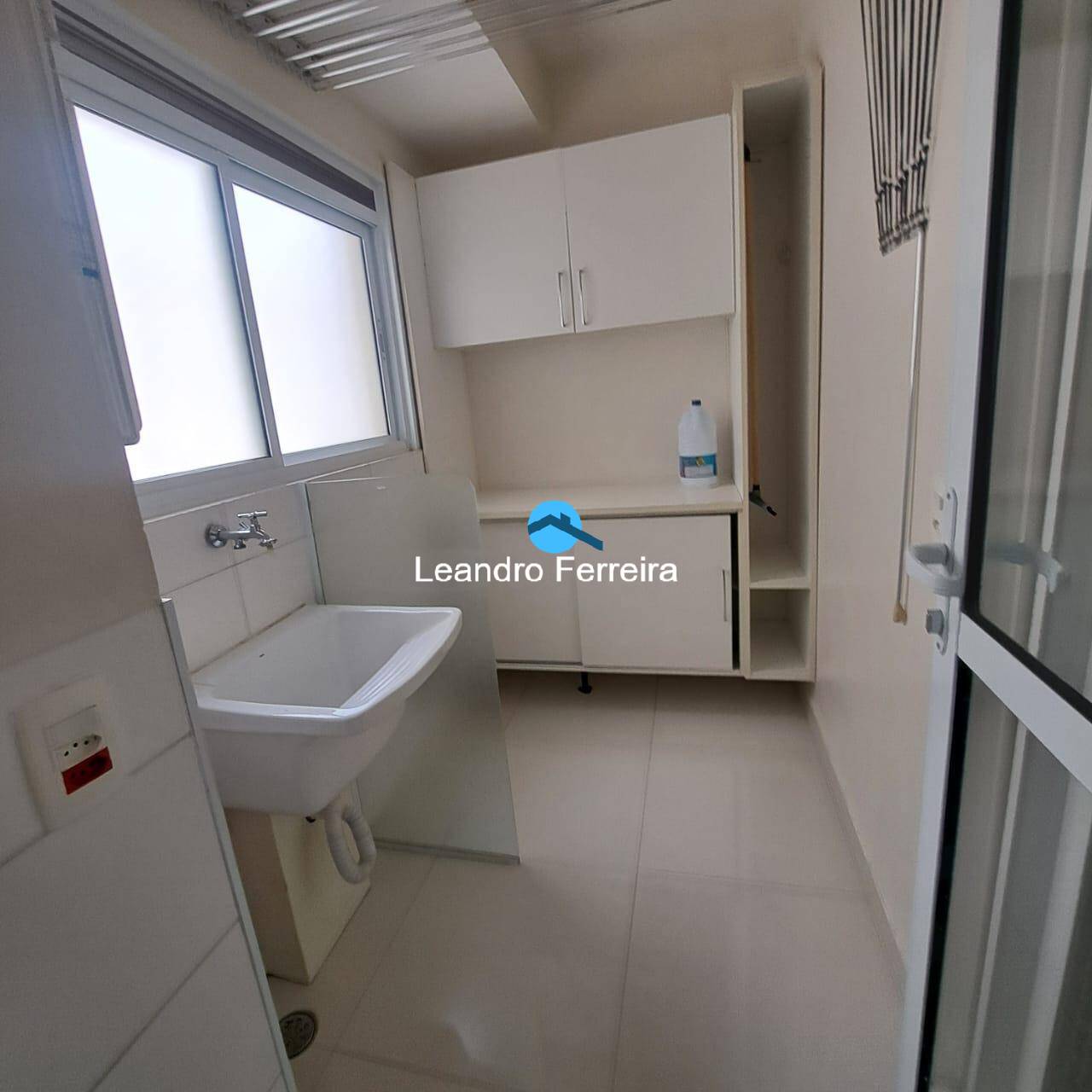 Apartamento à venda com 3 quartos, 123m² - Foto 19