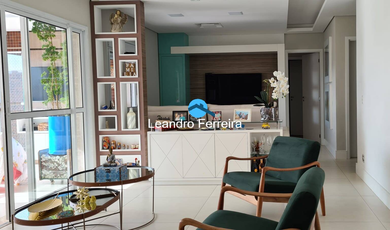 Apartamento à venda com 3 quartos, 151m² - Foto 1