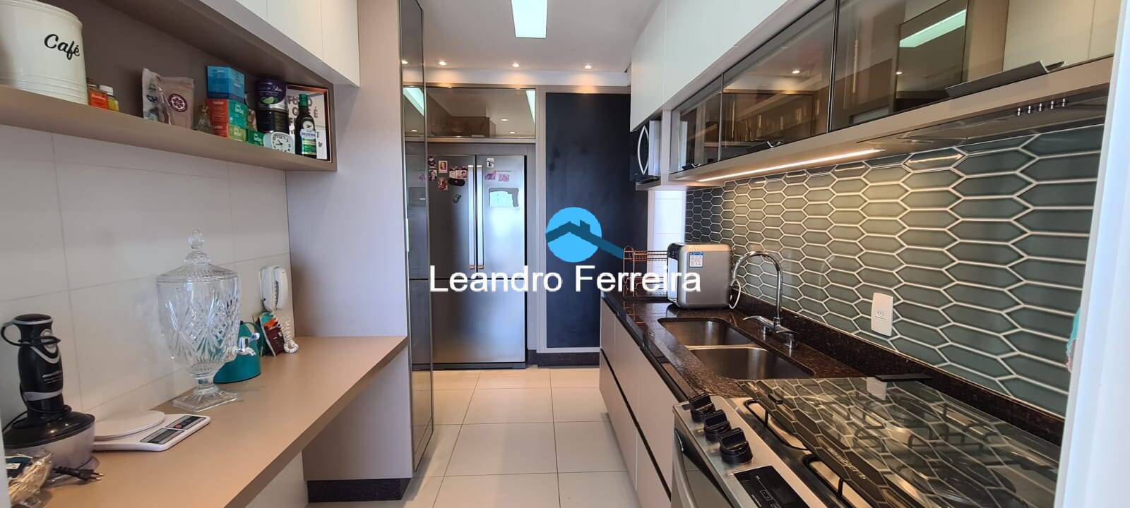 Apartamento à venda com 3 quartos, 151m² - Foto 6