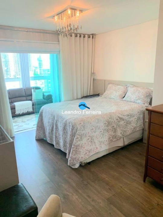 Apartamento à venda com 3 quartos, 150m² - Foto 13