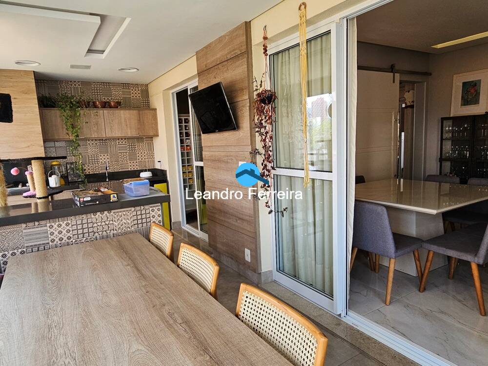 Apartamento à venda com 4 quartos, 180m² - Foto 7