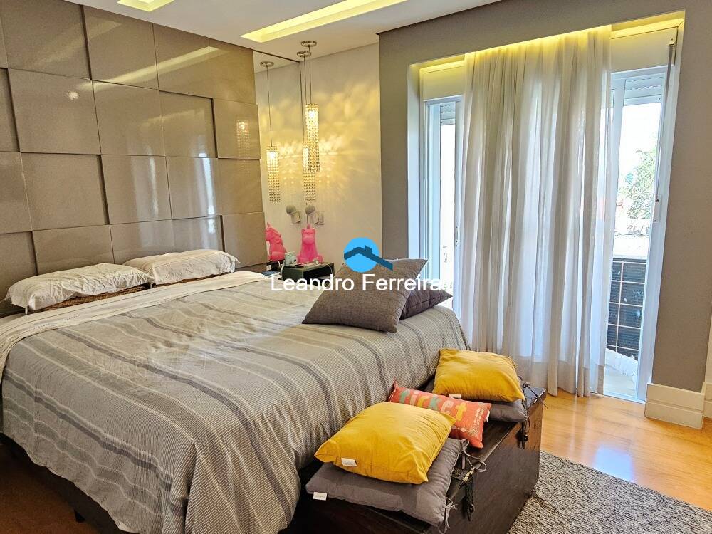 Apartamento à venda com 4 quartos, 180m² - Foto 18