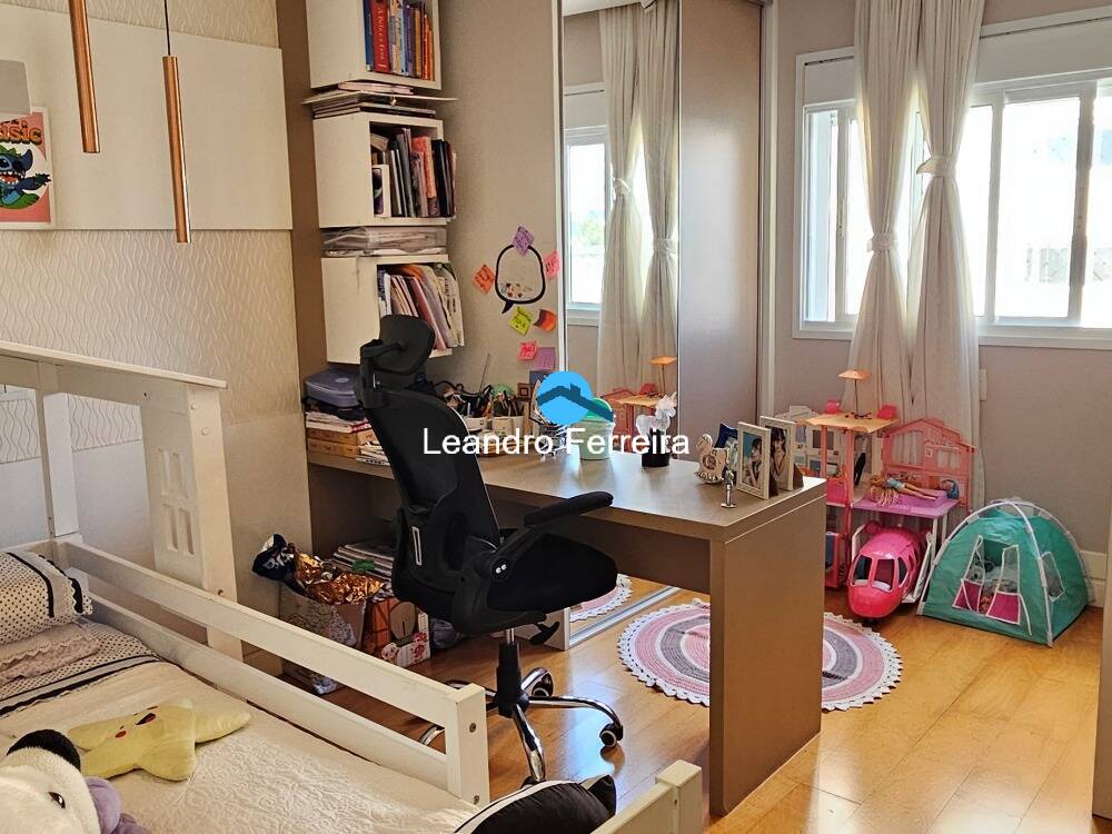 Apartamento à venda com 4 quartos, 180m² - Foto 16