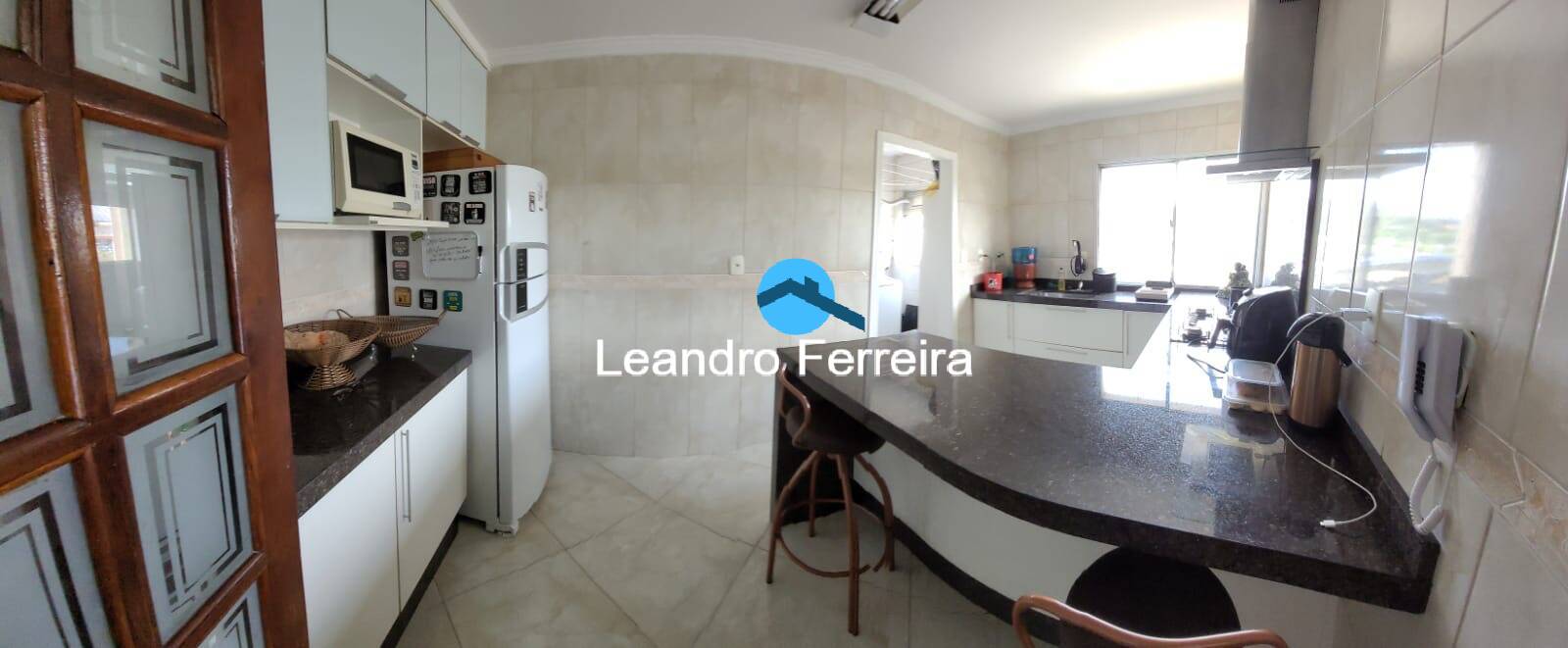 Apartamento à venda com 2 quartos, 70m² - Foto 11