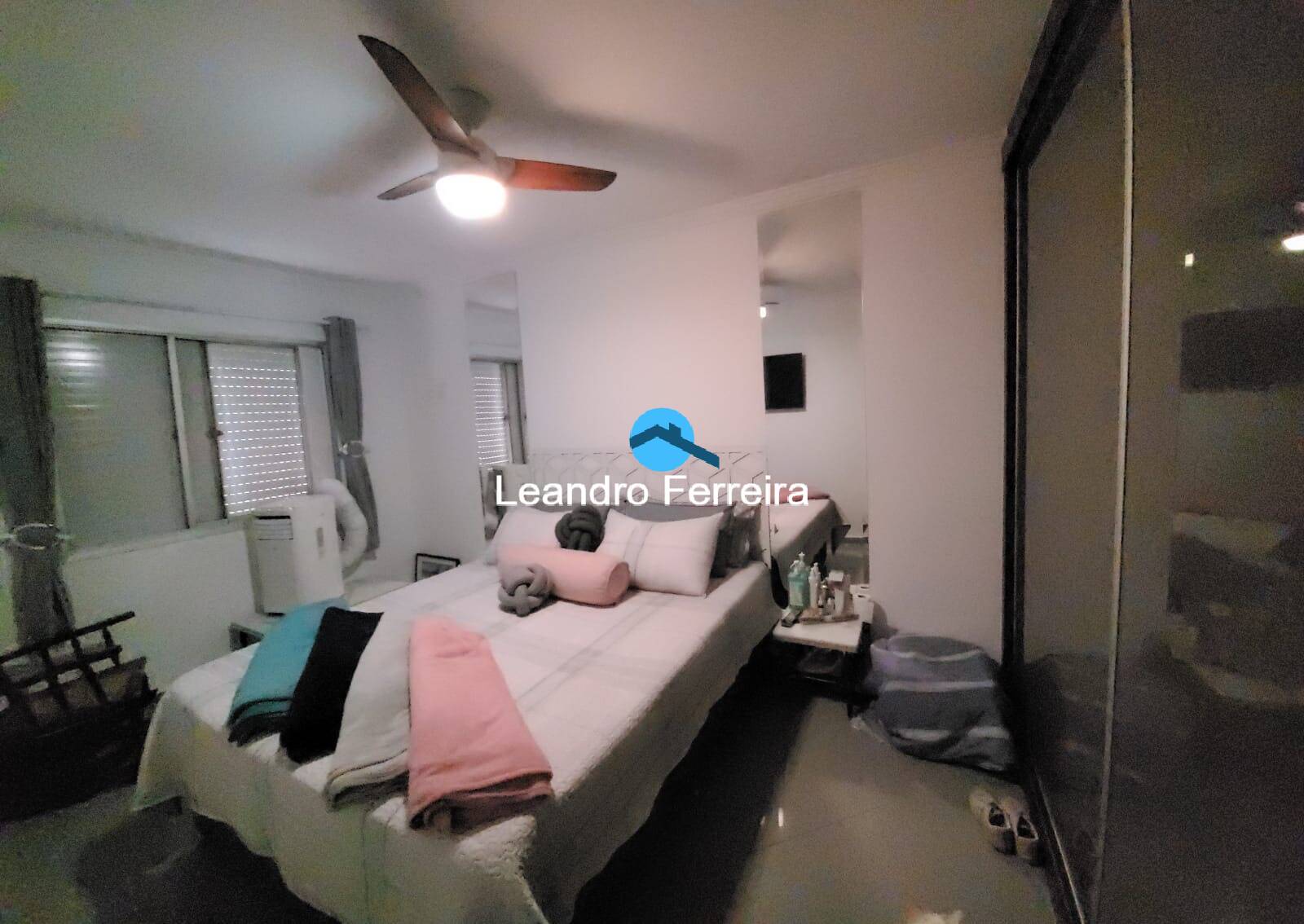 Apartamento à venda com 2 quartos, 70m² - Foto 17