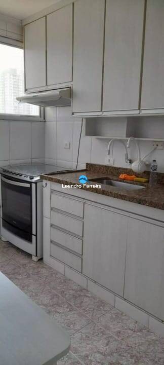 Apartamento à venda com 3 quartos, 94m² - Foto 1