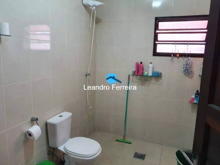 Casa à venda com 2 quartos, 290m² - Foto 5