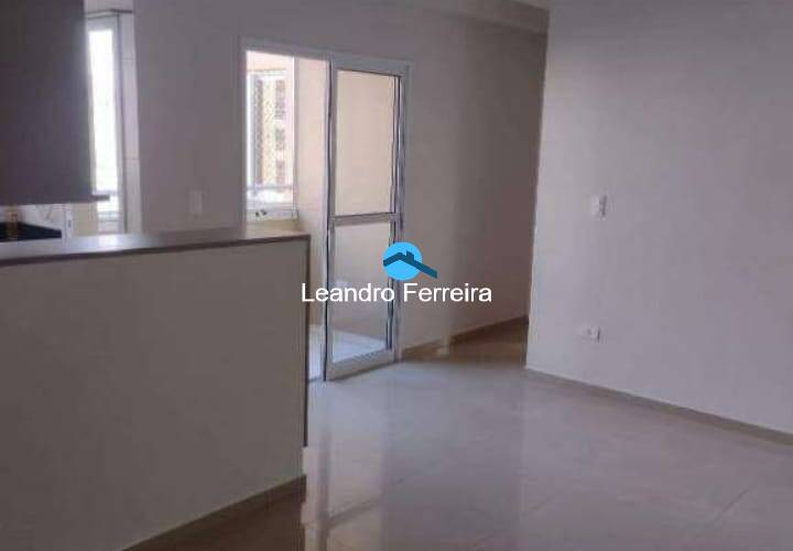 Apartamento à venda com 3 quartos, 67m² - Foto 1