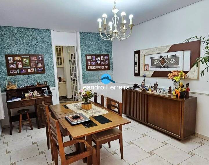 Casa de Condomínio à venda com 4 quartos, 240m² - Foto 5