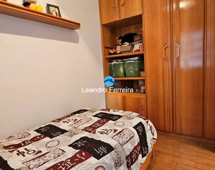 Casa de Condomínio à venda com 4 quartos, 240m² - Foto 18