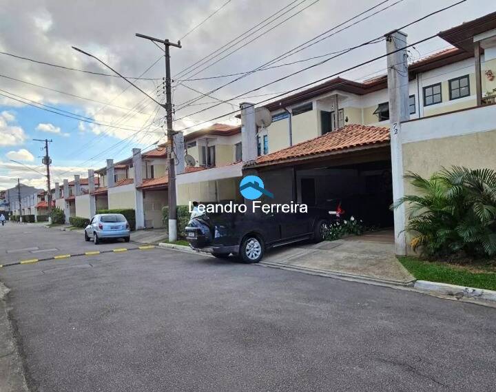 Casa de Condomínio à venda com 4 quartos, 240m² - Foto 24