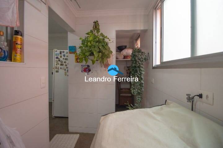 Apartamento à venda com 2 quartos, 76m² - Foto 13