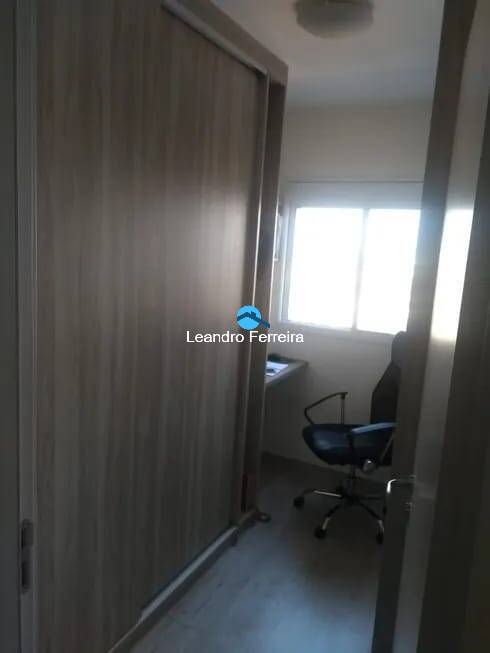 Apartamento à venda com 3 quartos, 64m² - Foto 12