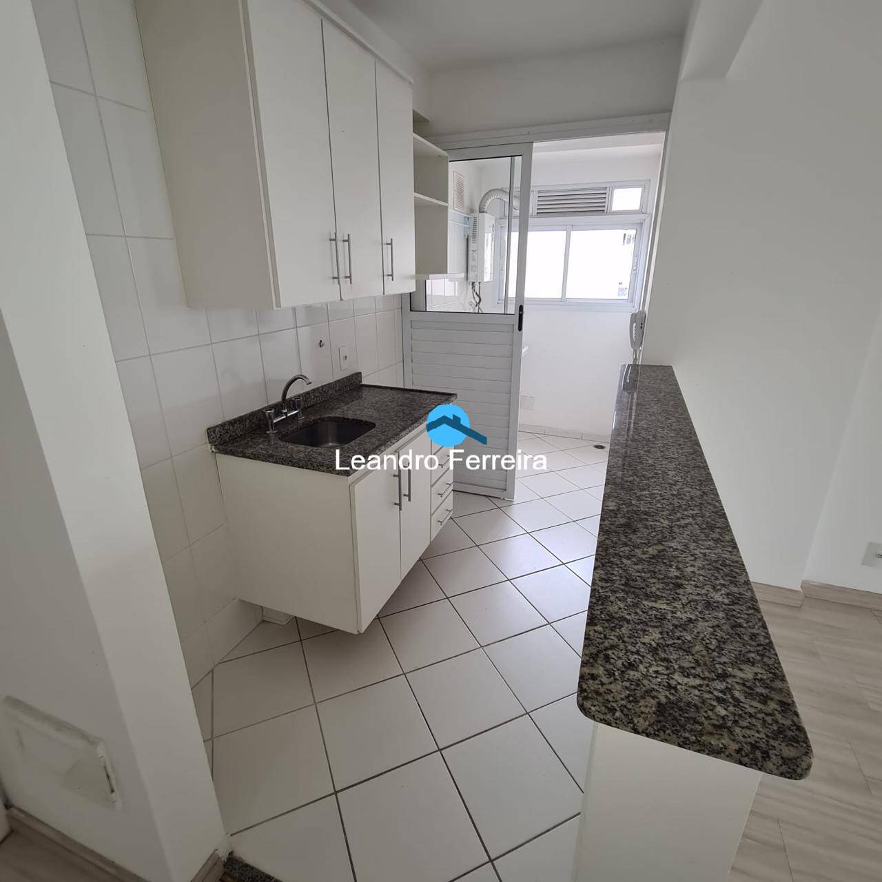 Apartamento à venda com 2 quartos, 58m² - Foto 25