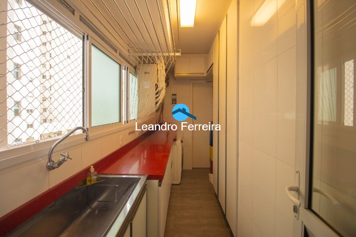 Apartamento à venda com 3 quartos, 155m² - Foto 13