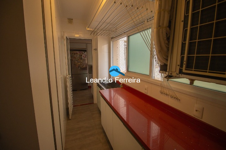 Apartamento à venda com 3 quartos, 155m² - Foto 14