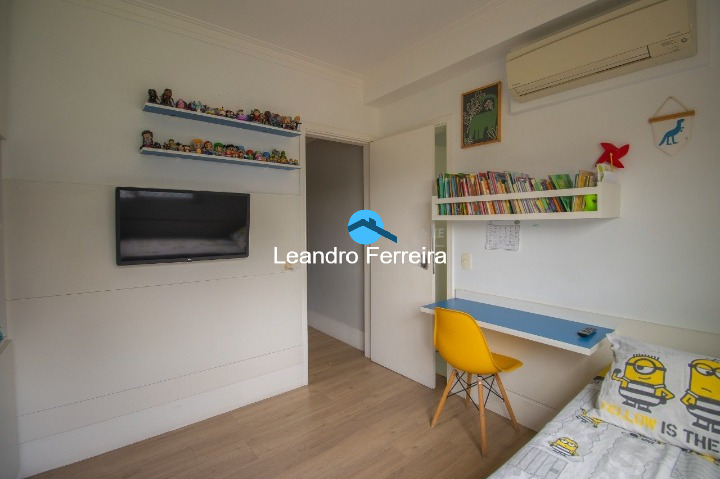 Apartamento à venda com 3 quartos, 155m² - Foto 32