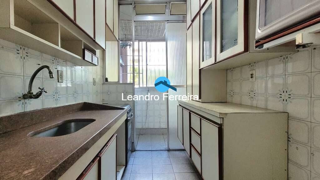 Apartamento à venda com 2 quartos, 49m² - Foto 11