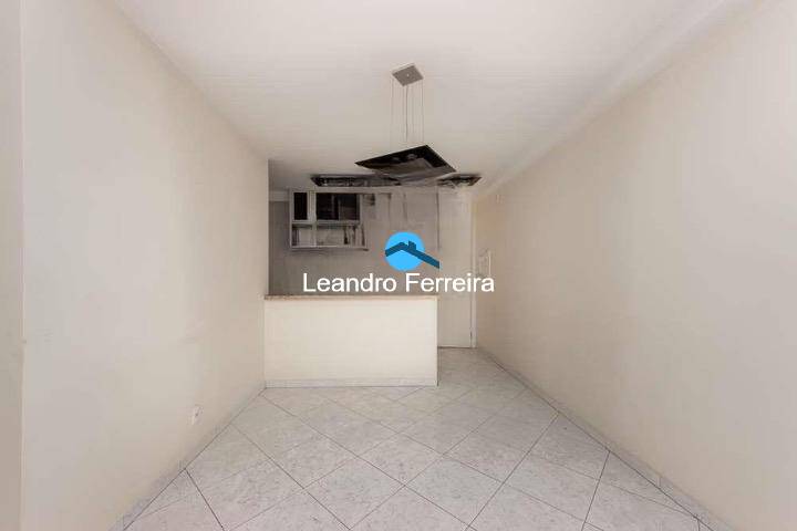 Apartamento à venda com 2 quartos, 58m² - Foto 2