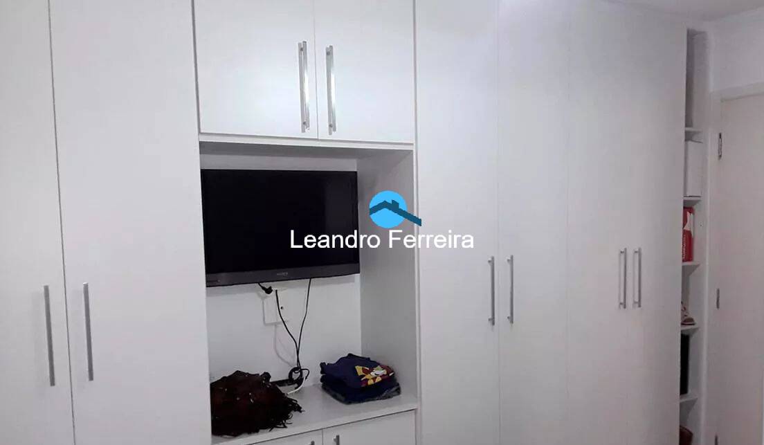 Apartamento à venda com 2 quartos, 80m² - Foto 17