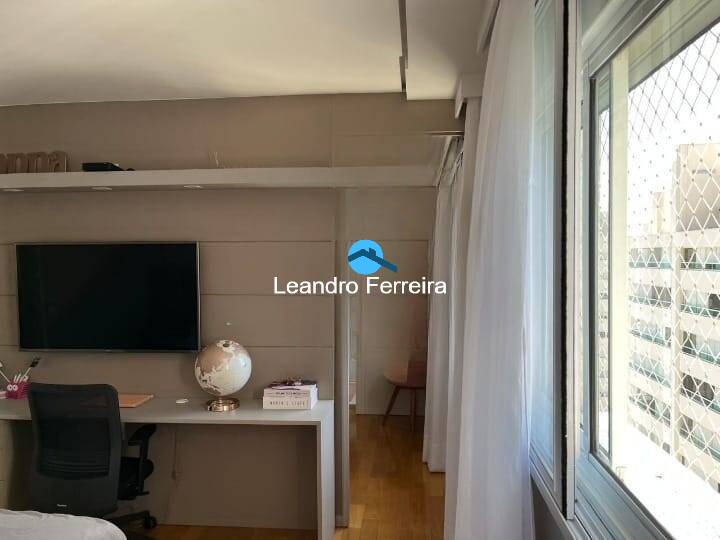 Apartamento à venda com 3 quartos, 237m² - Foto 15