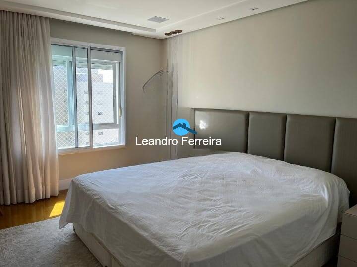 Apartamento à venda com 3 quartos, 237m² - Foto 25