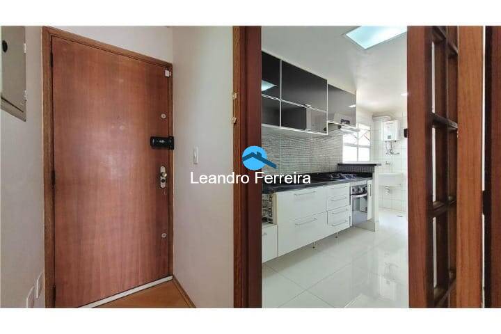 Apartamento à venda com 3 quartos, 99m² - Foto 17