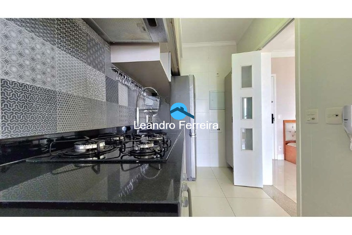 Apartamento à venda com 2 quartos, 77m² - Foto 12