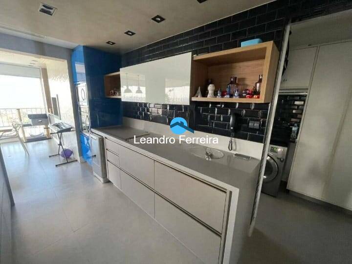 Apartamento à venda com 3 quartos, 124m² - Foto 11