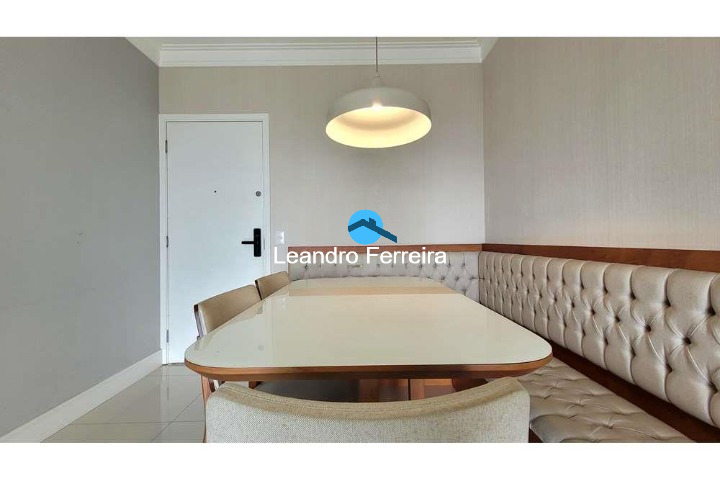 Apartamento à venda com 2 quartos, 77m² - Foto 5