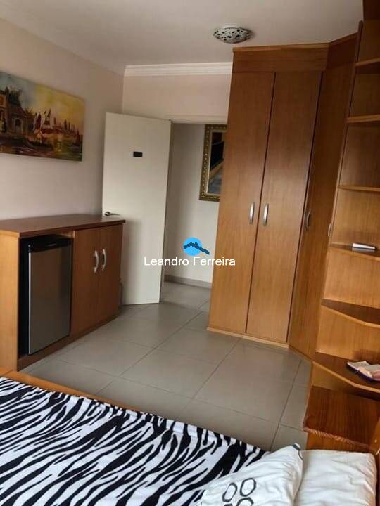 Apartamento à venda com 3 quartos, 128m² - Foto 14