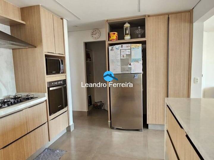 Apartamento à venda com 3 quartos, 155m² - Foto 4