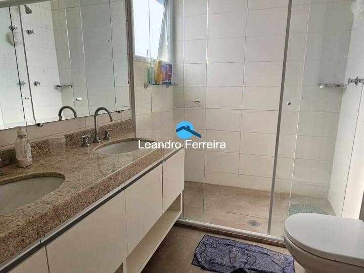 Apartamento à venda com 3 quartos, 155m² - Foto 15