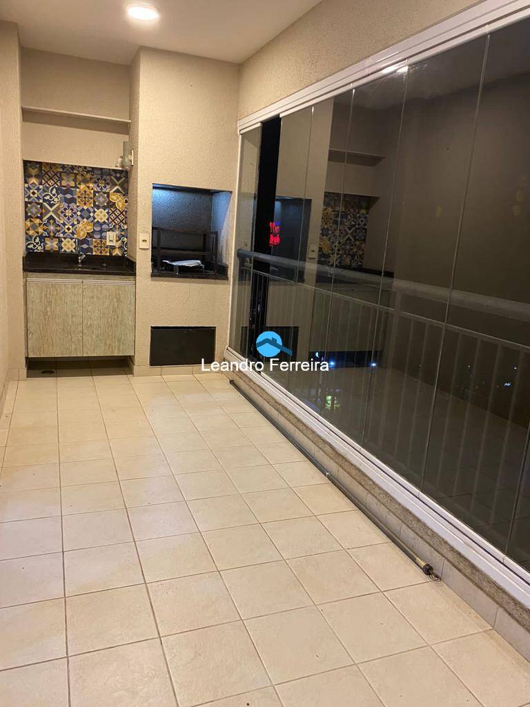 Apartamento à venda com 3 quartos, 106m² - Foto 1